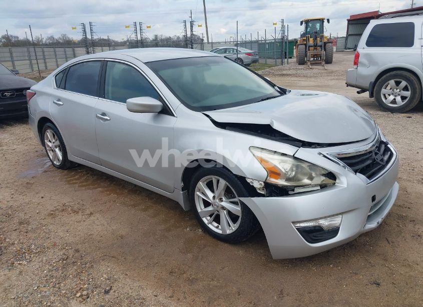 2014 Nissan Altima 2.5 SV (VIN 1N4AL3AP7EC157061) main photo