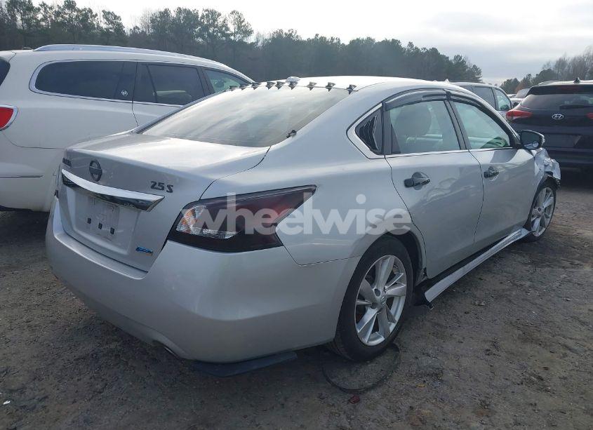 Photo 4 of 2014 Nissan Altima 2.5 SV (VIN 1N4AL3AP7EC160591)