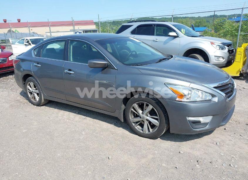2014 Nissan Altima 2.5 SV (VIN 1N4AL3AP7EC166522) main photo