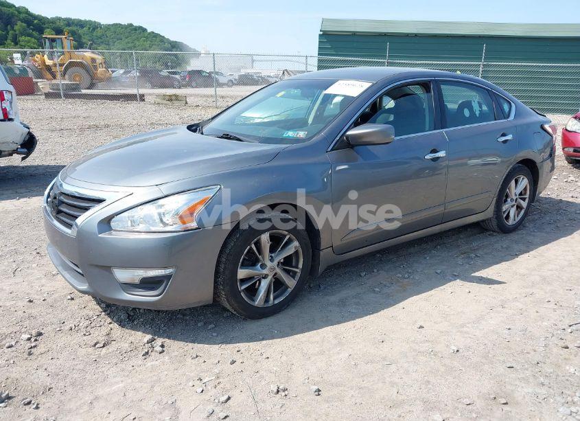 Photo 2 of 2014 Nissan Altima 2.5 SV (VIN 1N4AL3AP7EC166522)