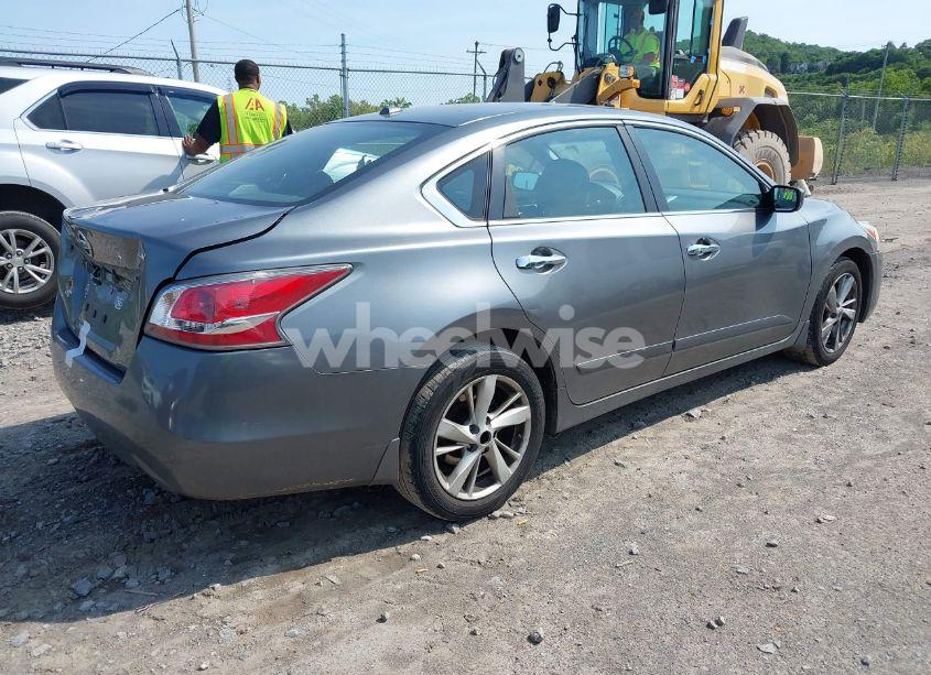 Photo 4 of 2014 Nissan Altima 2.5 SV (VIN 1N4AL3AP7EC166522)