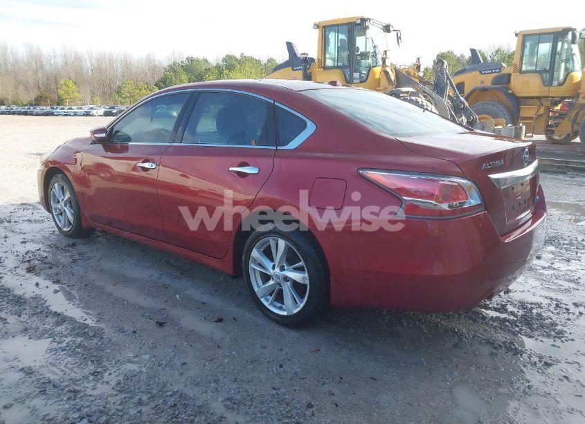 Photo 3 of 2014 Nissan Altima 2.5 SV (VIN 1N4AL3AP7EC167864)