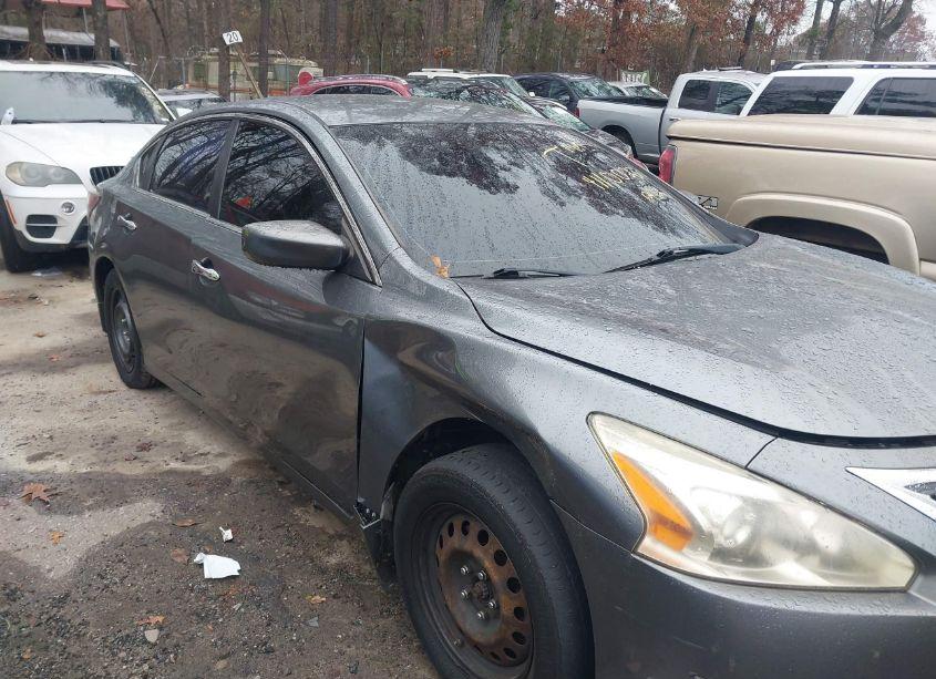 2014 Nissan Altima 2.5 S (VIN 1N4AL3AP7EC175012) main photo