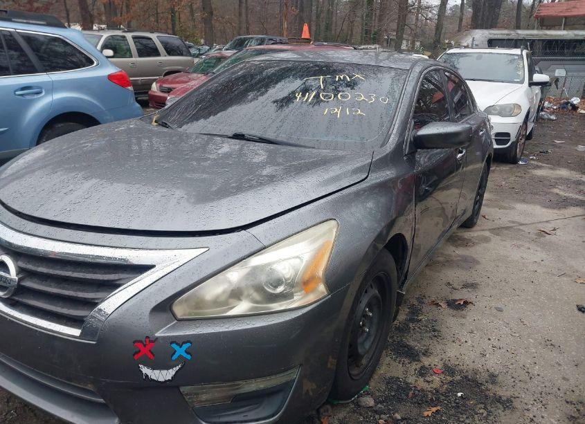 Photo 2 of 2014 Nissan Altima 2.5 S (VIN 1N4AL3AP7EC175012)