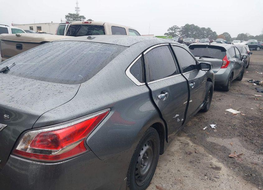 Photo 4 of 2014 Nissan Altima 2.5 S (VIN 1N4AL3AP7EC175012)