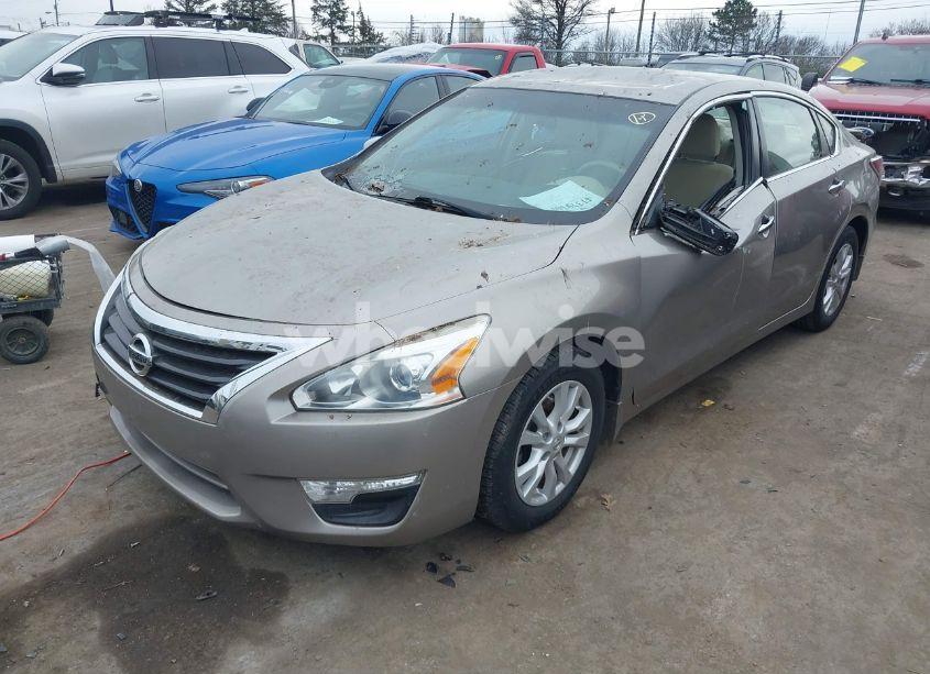Photo 2 of 2014 Nissan Altima 2.5 S (VIN 1N4AL3AP7EC175110)