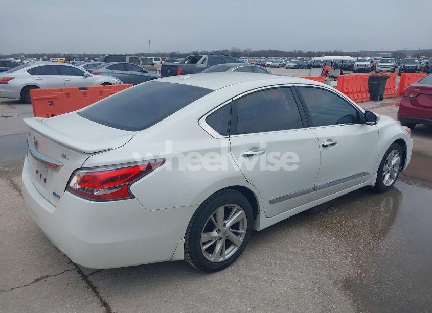 Photo 4 of 2014 Nissan Altima 2.5 SL (VIN 1N4AL3AP7EC187984)
