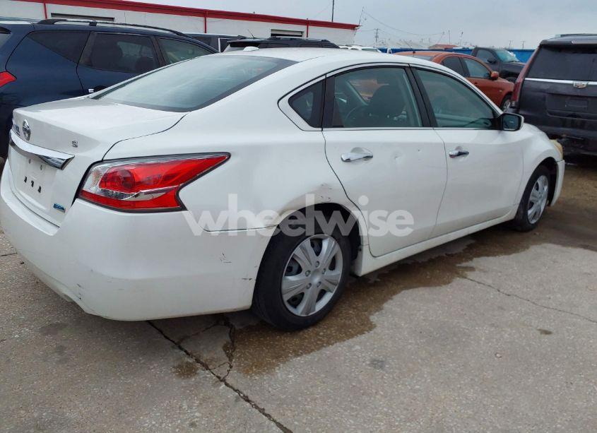 Photo 4 of 2014 Nissan Altima 2.5 S (VIN 1N4AL3AP7EC192201)