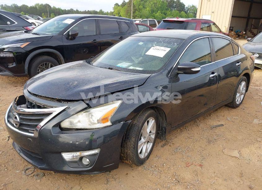 Photo 2 of 2014 Nissan Altima 2.5 SV (VIN 1N4AL3AP7EC203195)