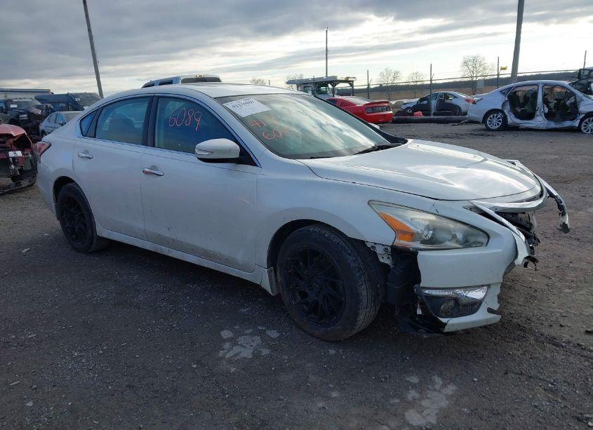 2014 Nissan Altima 2.5 SV (VIN 1N4AL3AP7EC265342) main photo
