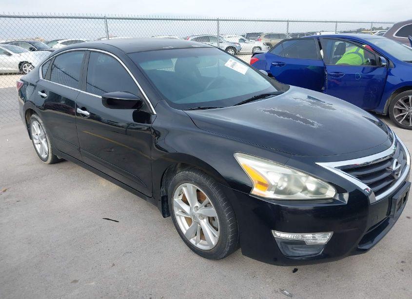 2014 Nissan Altima 2.5 SV (VIN 1N4AL3AP7EC270637) main photo