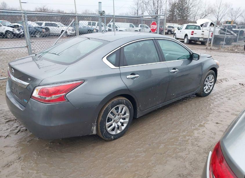 Photo 4 of 2014 Nissan Altima 2.5 S (VIN 1N4AL3AP7EC297871)