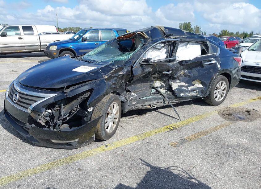 Photo 2 of 2014 Nissan Altima 2.5 S (VIN 1N4AL3AP7EC316063)