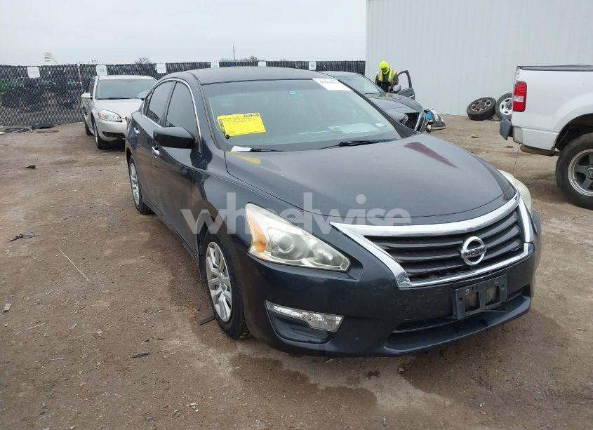 2014 Nissan Altima 2.5 S (VIN 1N4AL3AP7EC413392) main photo