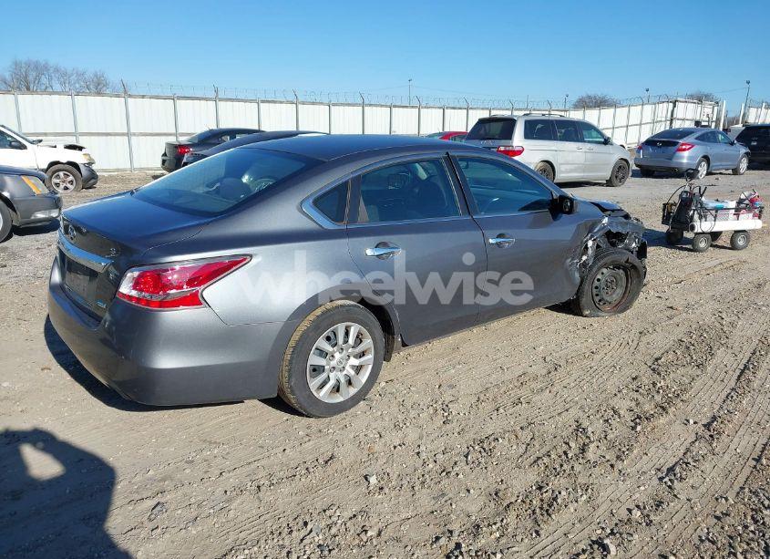 Photo 4 of 2014 Nissan Altima 2.5 S (VIN 1N4AL3AP7EN219353)