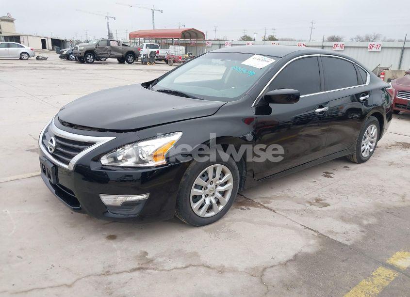 Photo 2 of 2014 Nissan Altima 2.5 S (VIN 1N4AL3AP7EN229414)