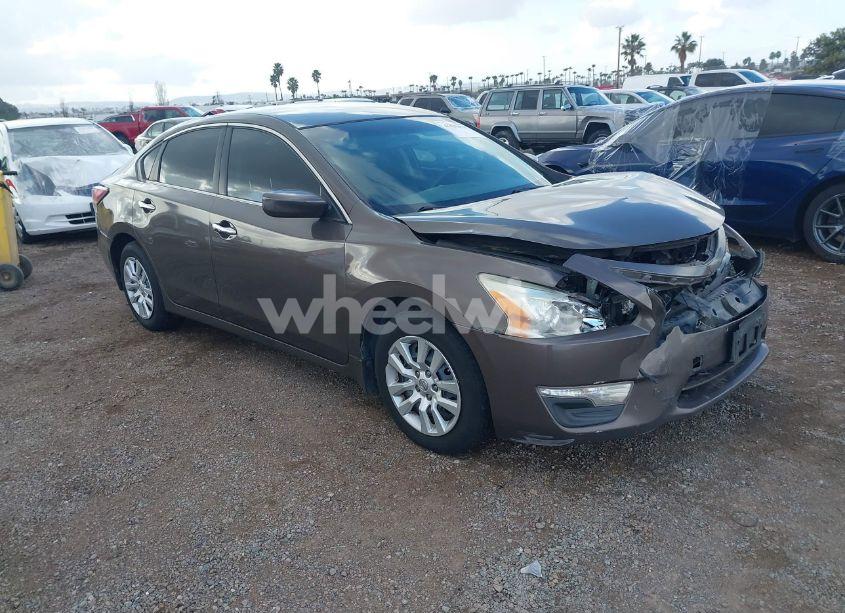2014 Nissan Altima 2.5 S (VIN 1N4AL3AP7EN232409) main photo