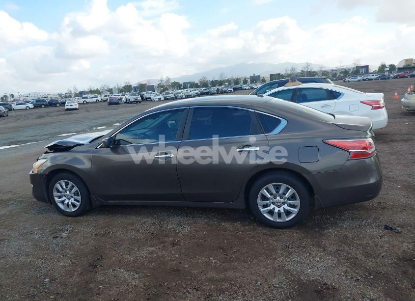 Photo 15 of 2014 Nissan Altima 2.5 S (VIN 1N4AL3AP7EN232409)