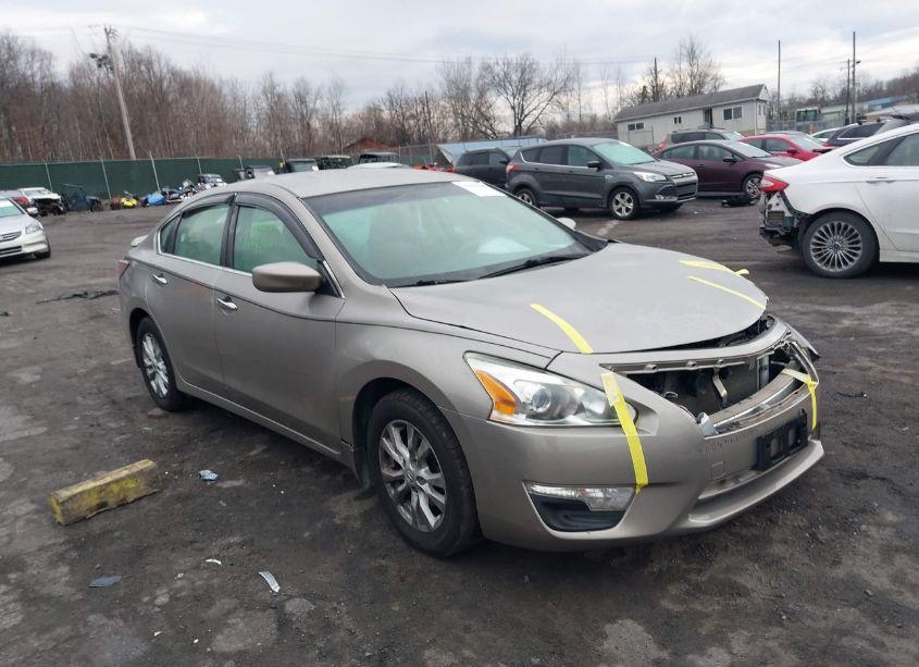 2014 Nissan Altima 2.5 S (VIN 1N4AL3AP7EN234550) main photo