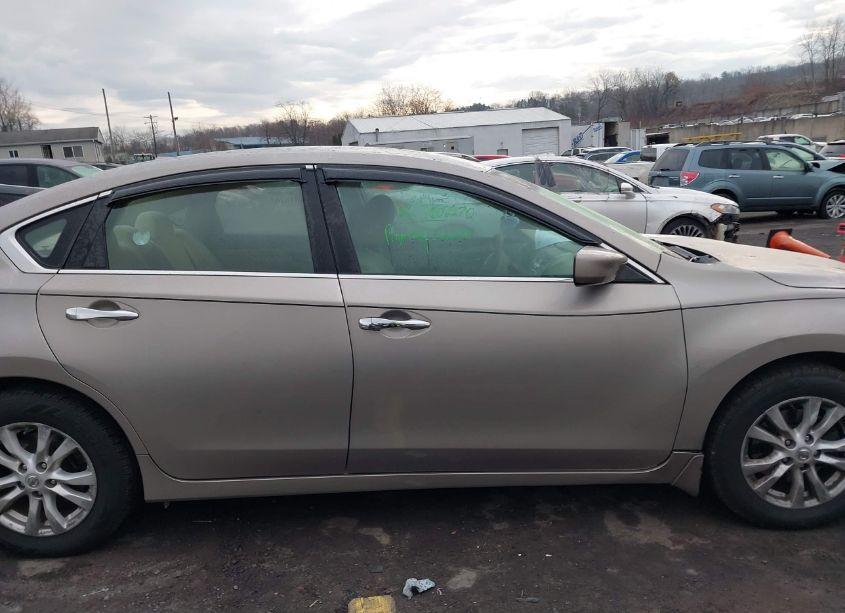 Photo 13 of 2014 Nissan Altima 2.5 S (VIN 1N4AL3AP7EN234550)