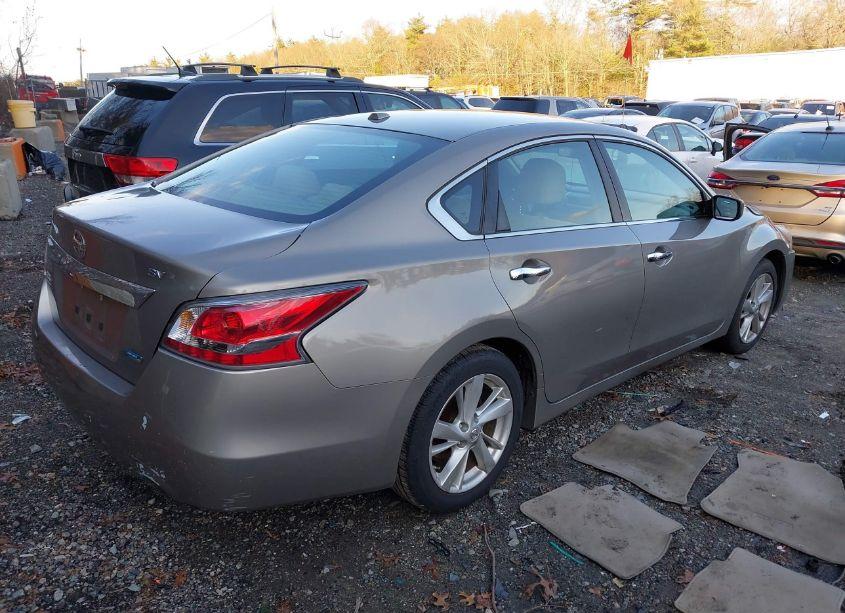 Photo 4 of 2014 Nissan Altima 2.5 SV (VIN 1N4AL3AP7EN239134)