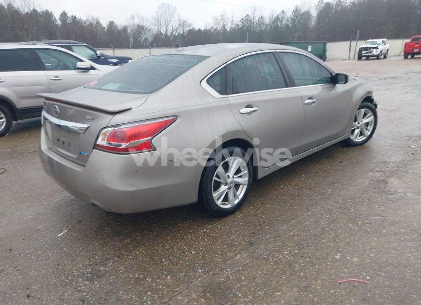 Photo 4 of 2014 Nissan Altima 2.5 SV (VIN 1N4AL3AP7EN240543)