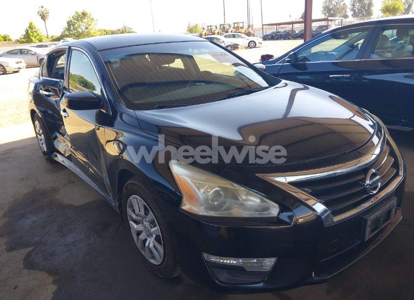 2014 Nissan Altima 2.5 S (VIN 1N4AL3AP7EN260596) main photo