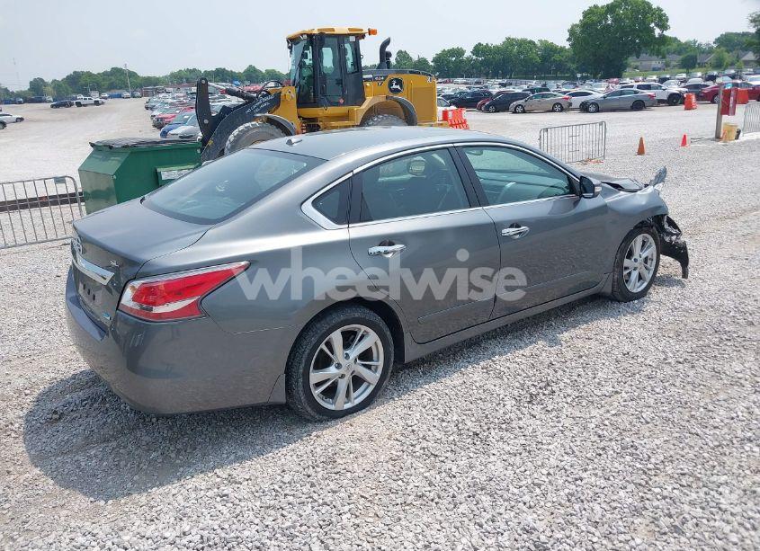 Photo 4 of 2014 Nissan Altima 2.5/2.5 S/2.5 SL/2.5 SV (VIN 1N4AL3AP7EN337449)