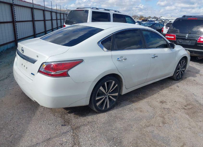 Photo 4 of 2014 Nissan Altima 2.5 S (VIN 1N4AL3AP7EN341016)