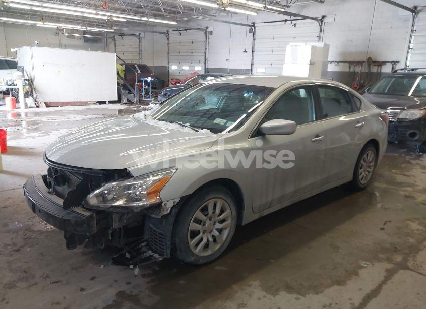 Photo 2 of 2014 Nissan Altima 2.5 S (VIN 1N4AL3AP7EN370502)