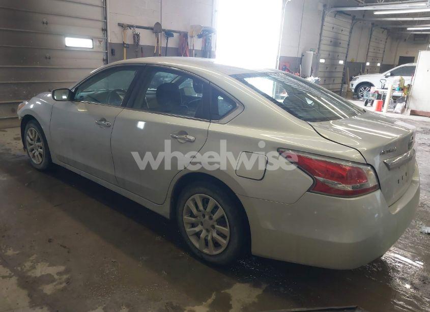 Photo 3 of 2014 Nissan Altima 2.5 S (VIN 1N4AL3AP7EN370502)