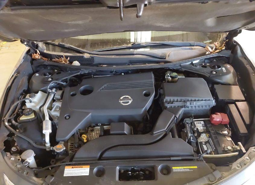 Photo 10 of 2014 Nissan Altima 2.5/2.5 S/2.5 SL/2.5 SV (VIN 1N4AL3AP7EN373691)