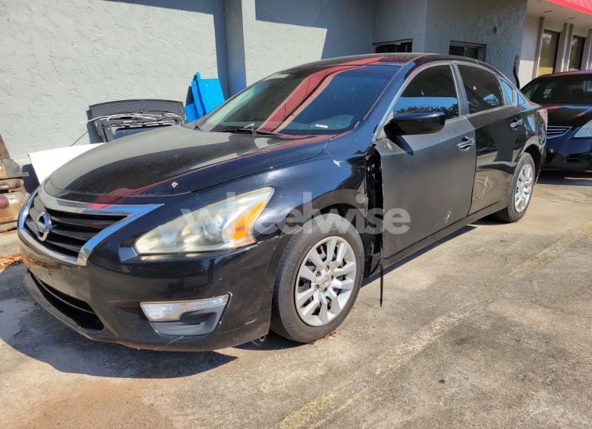 Photo 2 of 2014 Nissan Altima (VIN 1N4AL3AP7EN373724)