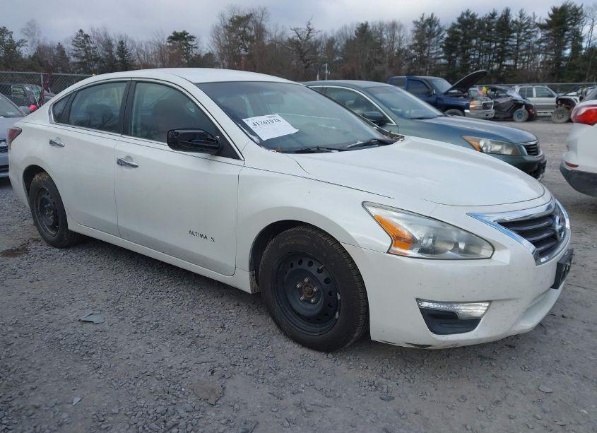 2014 Nissan Altima 2.5/2.5 S/2.5 SL/2.5 SV (VIN 1N4AL3AP7EN385713) main photo
