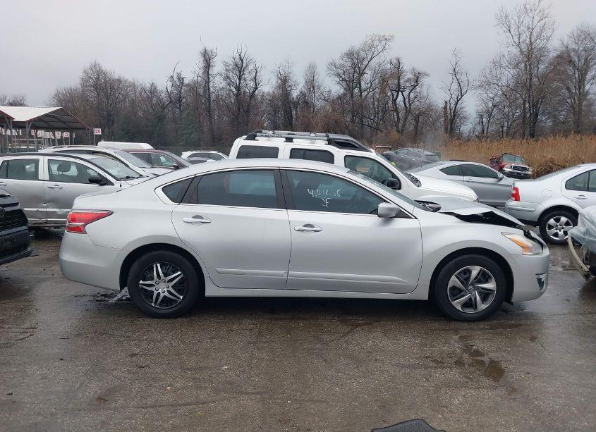 Photo 13 of 2014 Nissan Altima 2.5 S (VIN 1N4AL3AP7EN387560)