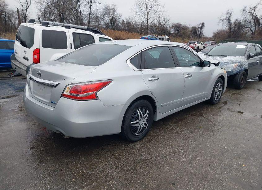 Photo 4 of 2014 Nissan Altima 2.5 S (VIN 1N4AL3AP7EN387560)