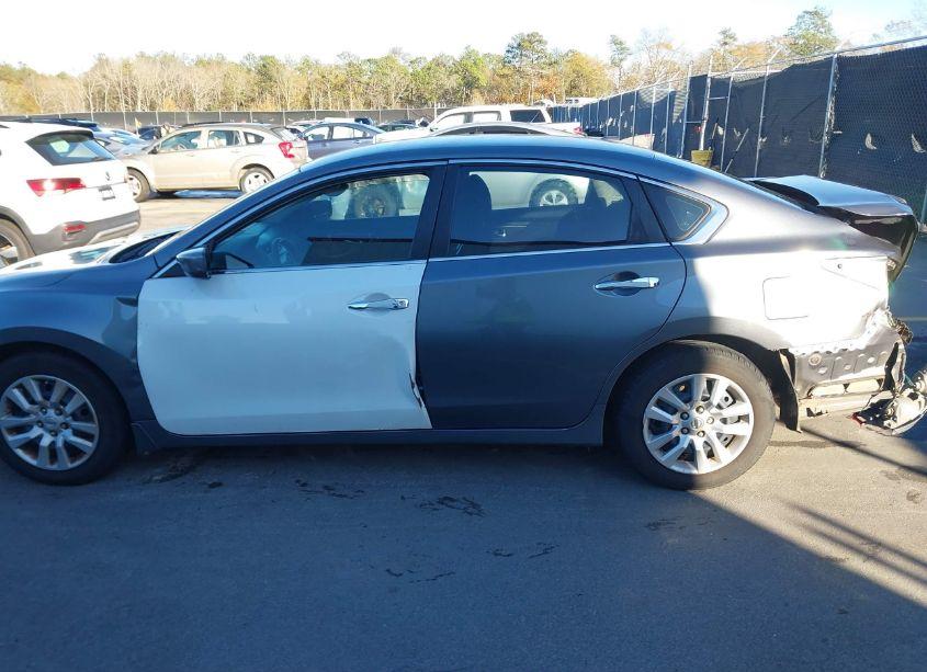 Photo 15 of 2015 Nissan Altima 2.5 S (VIN 1N4AL3AP7FC126460)