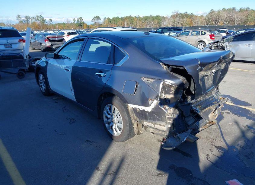 Photo 3 of 2015 Nissan Altima 2.5 S (VIN 1N4AL3AP7FC126460)