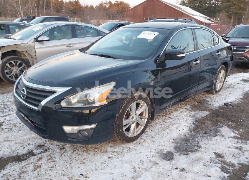 Photo 2 of 2015 Nissan Altima 2.5 SL (VIN 1N4AL3AP7FC129746)