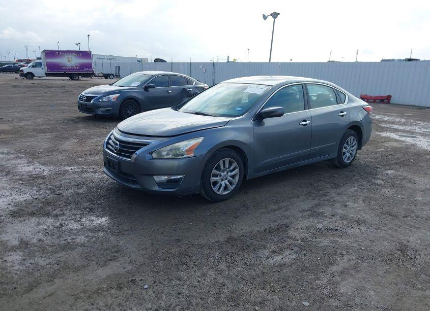 Photo 2 of 2015 Nissan Altima 2.5 S (VIN 1N4AL3AP7FC138642)