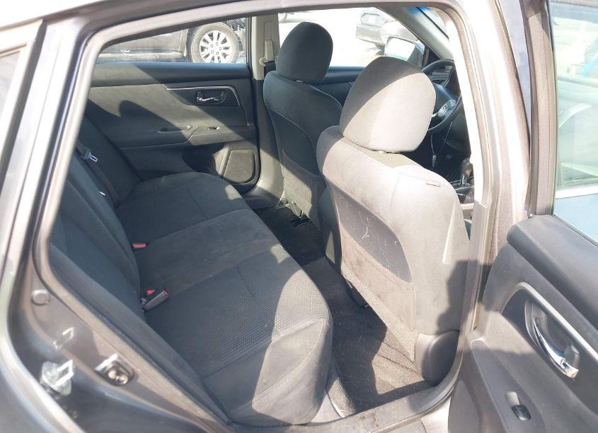 Photo 8 of 2015 Nissan Altima 2.5 S (VIN 1N4AL3AP7FC138642)