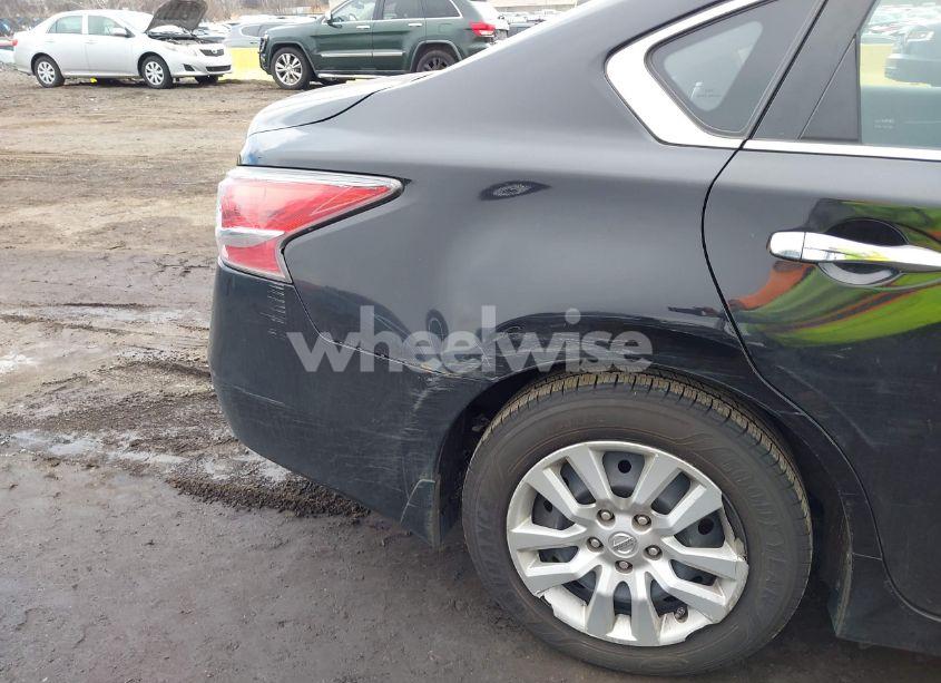 Photo 16 of 2015 Nissan Altima 2.5 S (VIN 1N4AL3AP7FC149673)