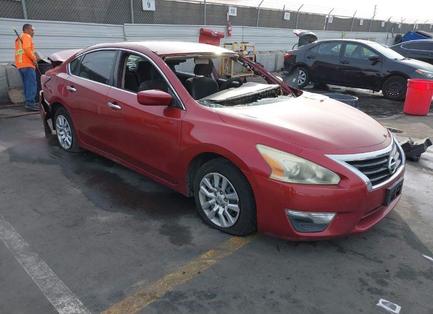 2015 Nissan Altima 2.5 S (VIN 1N4AL3AP7FC150371) main photo