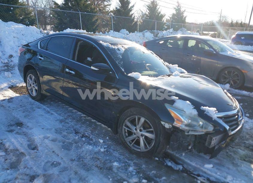 2015 Nissan Altima 2.5 SV (VIN 1N4AL3AP7FC150502) main photo
