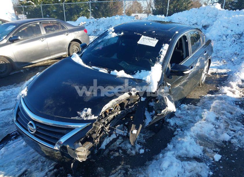 Photo 2 of 2015 Nissan Altima 2.5 SV (VIN 1N4AL3AP7FC150502)