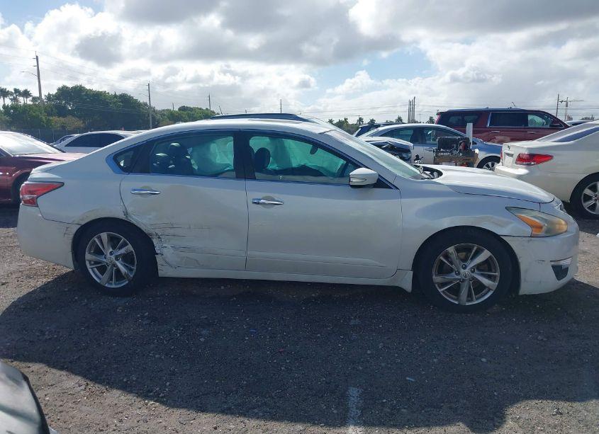 Photo 14 of 2015 Nissan Altima 2.5 SL (VIN 1N4AL3AP7FC151553)