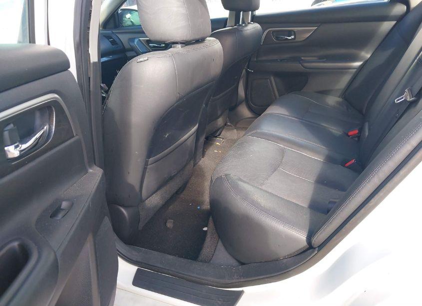 Photo 8 of 2015 Nissan Altima 2.5 SL (VIN 1N4AL3AP7FC151553)