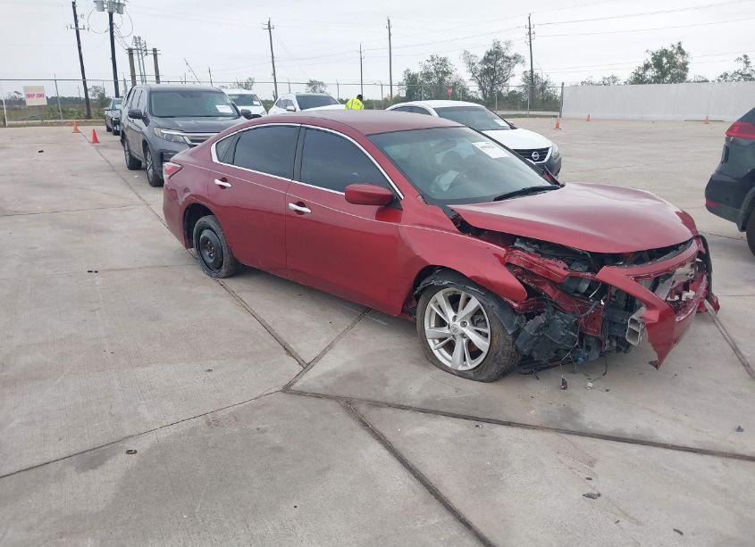 2015 Nissan Altima 2.5 SV (VIN 1N4AL3AP7FC167378) main photo