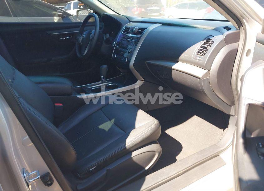 Photo 5 of 2015 Nissan Altima 2.5/2.5 S/2.5 SL/2.5 SV (VIN 1N4AL3AP7FC167641)