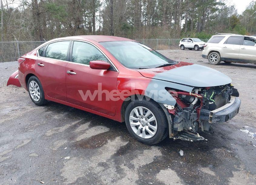 2015 Nissan Altima 2.5/2.5 S/2.5 SL/2.5 SV (VIN 1N4AL3AP7FC180602) main photo